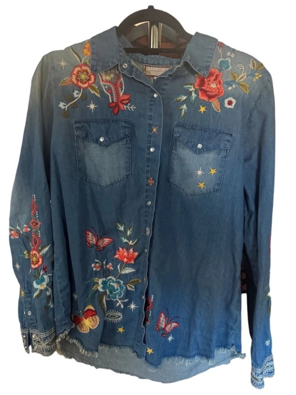Share Johnny Was Olinda Denim Jean Button Embroidery Frayed Western Shirt Bl Sz
